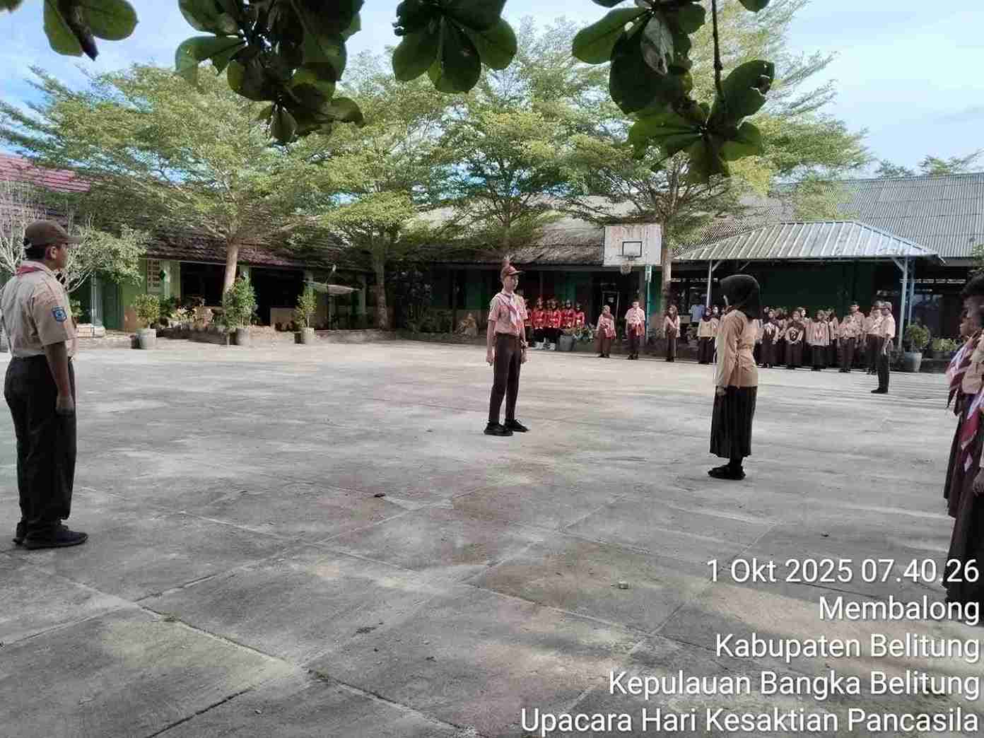 Upacara Peringatan Hari Kesaktian Pancasila Tahun 2025 di SMP Negeri 1 Membalong Upacara Peringatan Hari Kesaktian Pancasila Tahun 2025 di SMP Negeri 1 Membalong