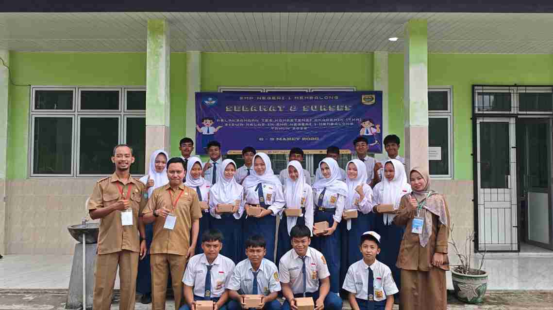 Menuju Gerbang Masa Depan: 98 Murid Kelas 9 SMPN 1 Membalong Ikuti Tes Kemampuan Akademik (TKA)