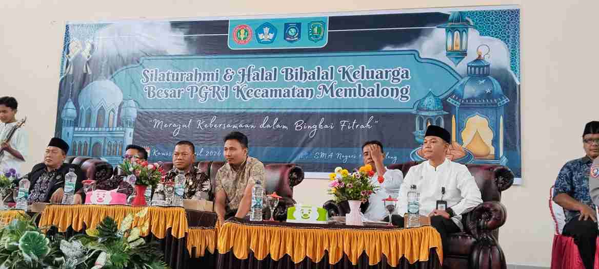 Pererat Silaturahmi, Keluarga Besar SMPN 1 Membalong Hadiri Halal Bihalal PGRI di SMA Negeri 1 Membalong