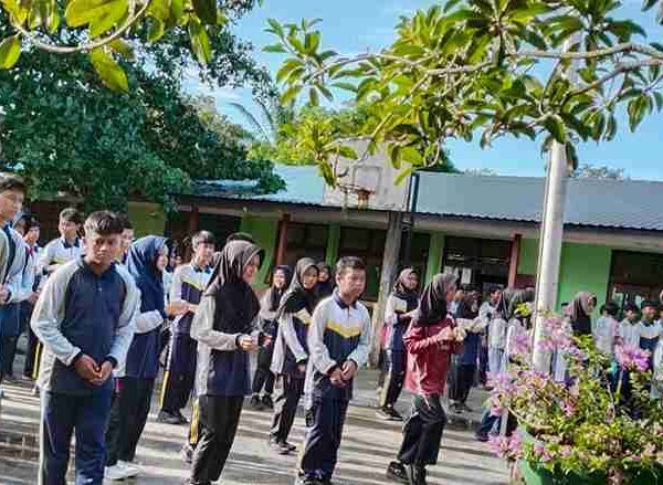 Gerimis Tak Surutkan Semangat, Nesamba Gelar Senam Anak Indonesia Hebat