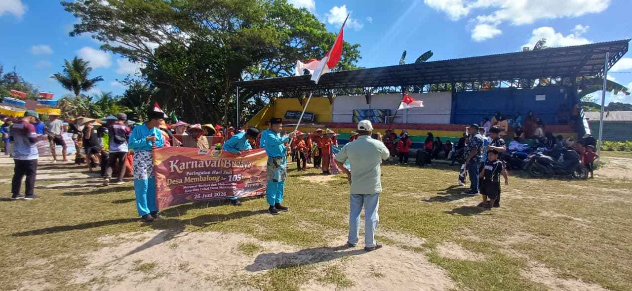 Sambut Hari Jadi Desa Membalong ke-105, SMPN 1 Membalong Pukau Penonton dengan Filosofi Teatrikal "Ngetam Padi"