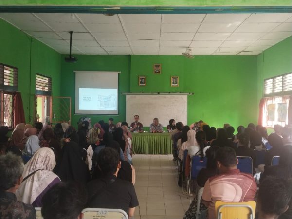 Mempererat Sinergi, SMPN 1 Membalong Gelar Sosialisasi Visi Misi dan Tata Tertib Bersama Orang Tua Wali Murid Kelas 7