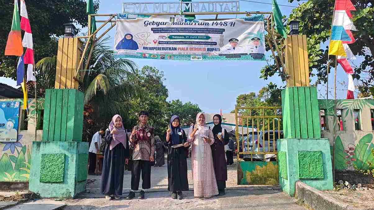 Tunjukkan Dedikasi dan Semangat Unggul, 4 Siswa SMPN 1 Membalong Sukses Tampil di Lomba Gebyar Muharram 1448 H Tunjukkan Dedikasi dan Semangat Unggul, 4 Siswa SMPN 1 Membalong Sukses Tampil di Lomba Gebyar Muharram 1448 H